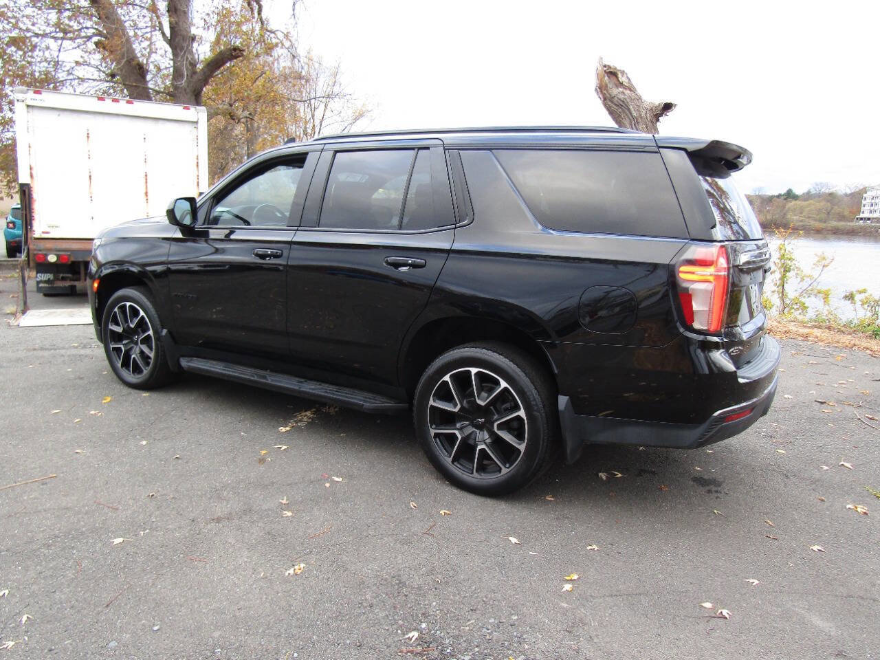 Used 2021 Chevrolet Tahoe RST AWD/4WD image 45
