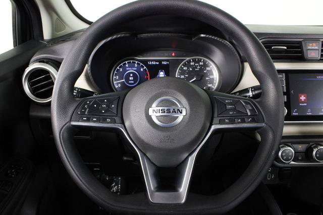 Certified 2020 Nissan Versa SV FWD image 7