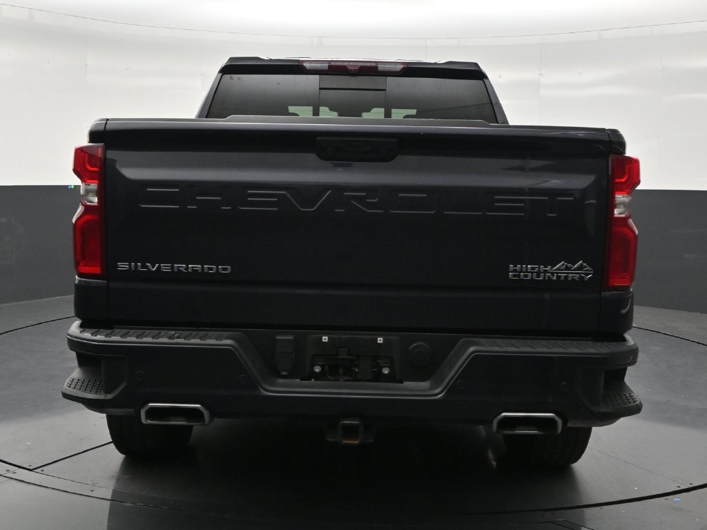 Used 2023 Chevrolet Silverado 1500 High Country RWD image 4