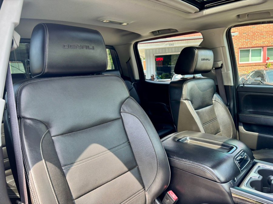 Used 2015 GMC Sierra 3500 Denali w/ Duramax Plus Package AWD/4WD image 17