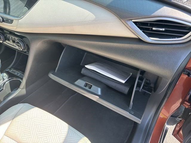 Used 2020 Buick Encore GX Essence FWD image 42