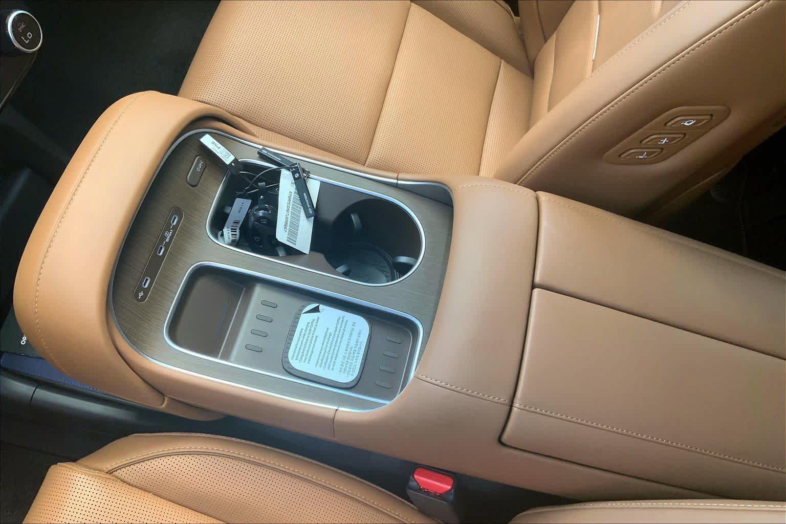 New 2026 Hyundai Palisade Calligraphy AWD/4WD image 8