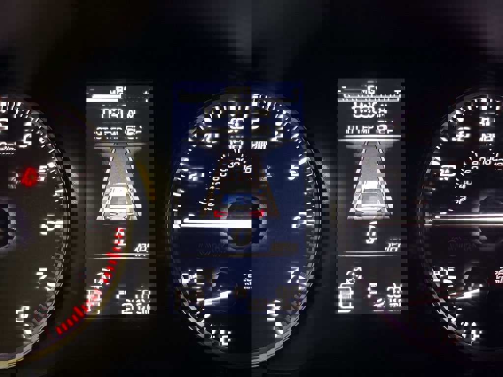 Certified 2025 Subaru Legacy image 16