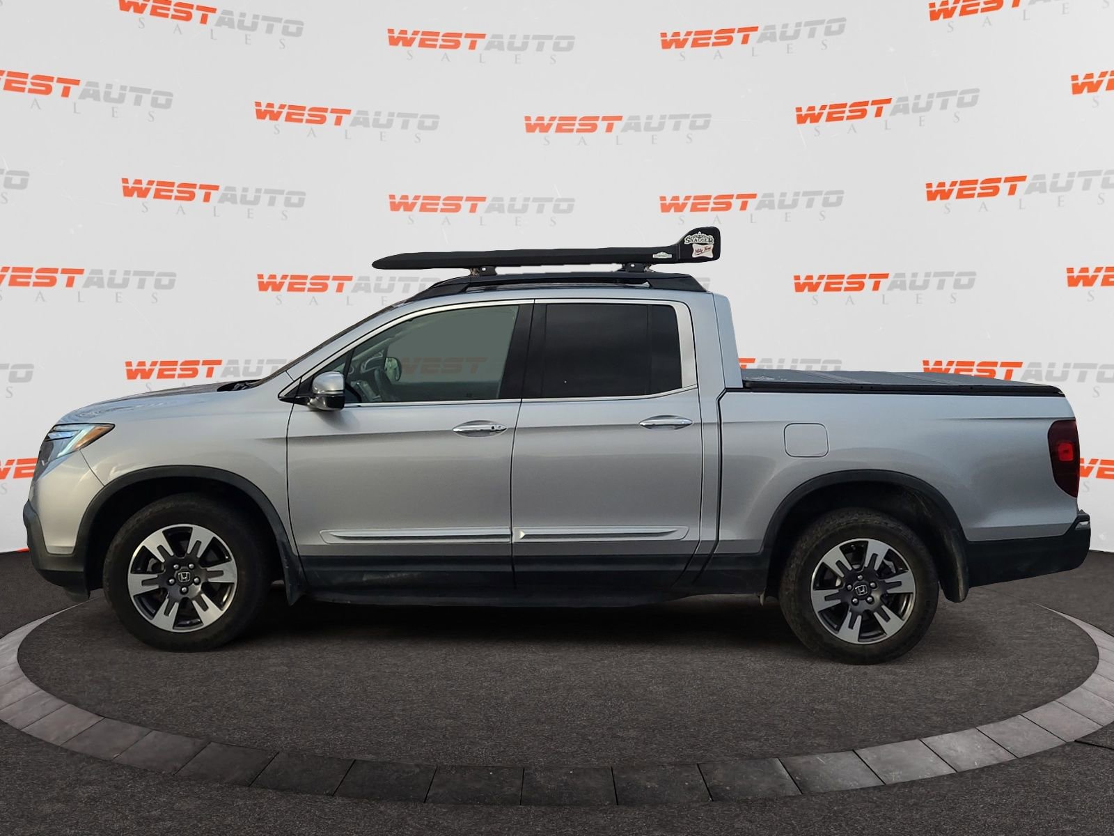 Used 2017 Honda Ridgeline RTL-E image 2