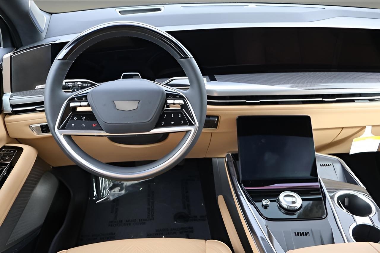 New 2025 Cadillac Escalade IQ Luxury 2 w/ LPO, Premium Carpet Package image 16