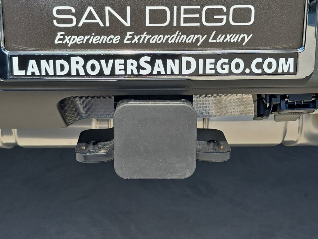New 2026 Land Rover Defender 110 OCTA image 13