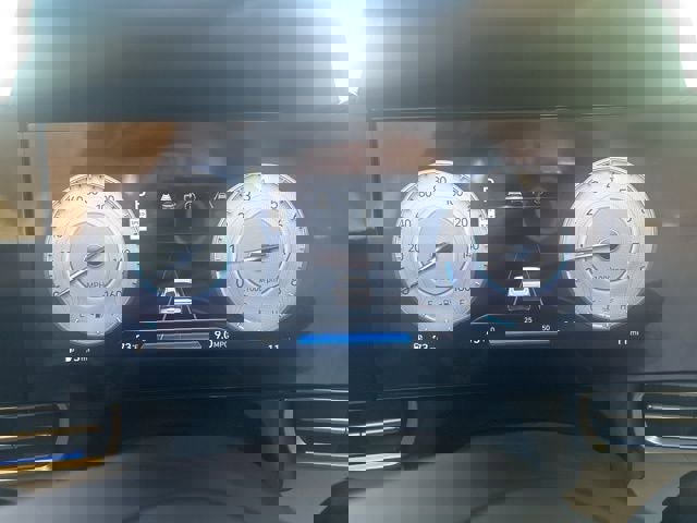 New 2026 Hyundai Elantra Limited image 7