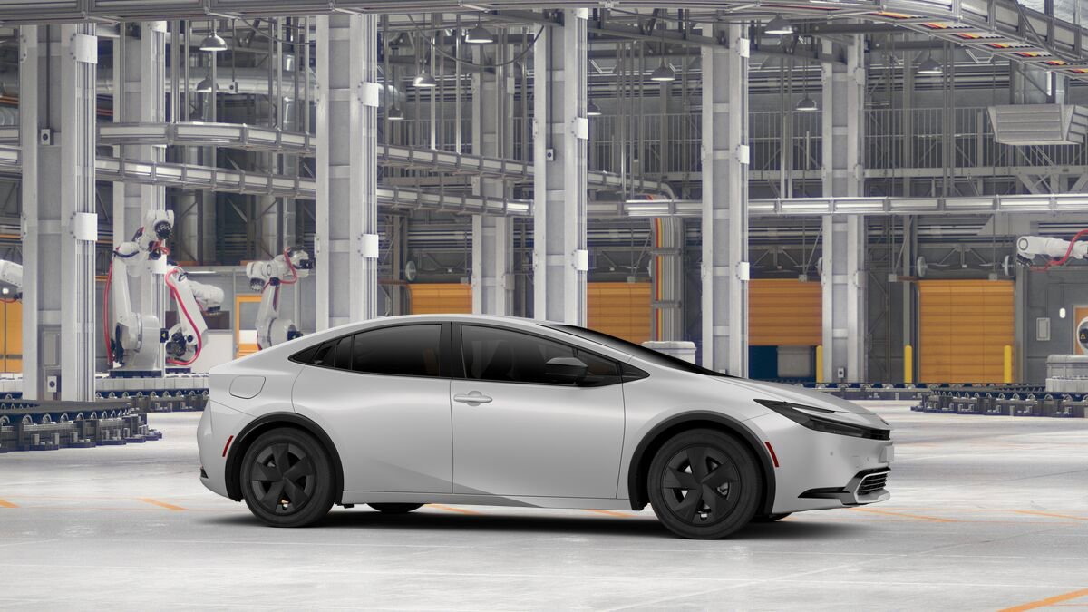 New 2026 Toyota Prius Plug-In Hybrid image 16