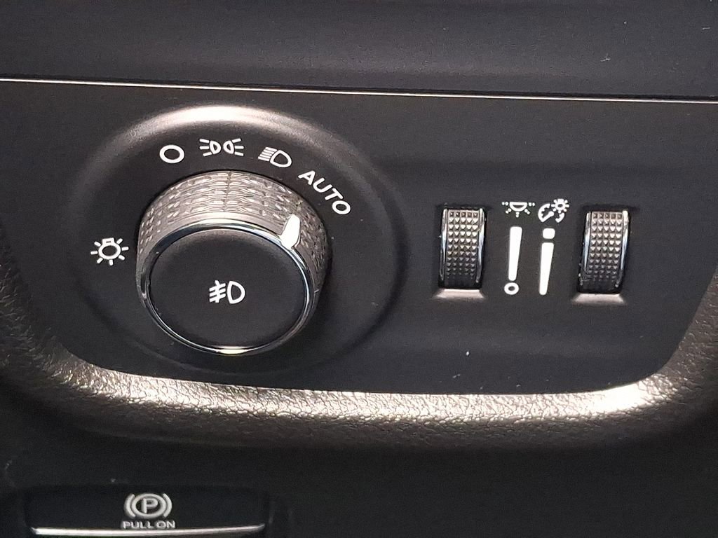 Used 2022 Jeep Grand Cherokee L Limited image 30