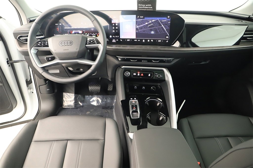 New 2025 Audi Q5 Premium Plus image 18