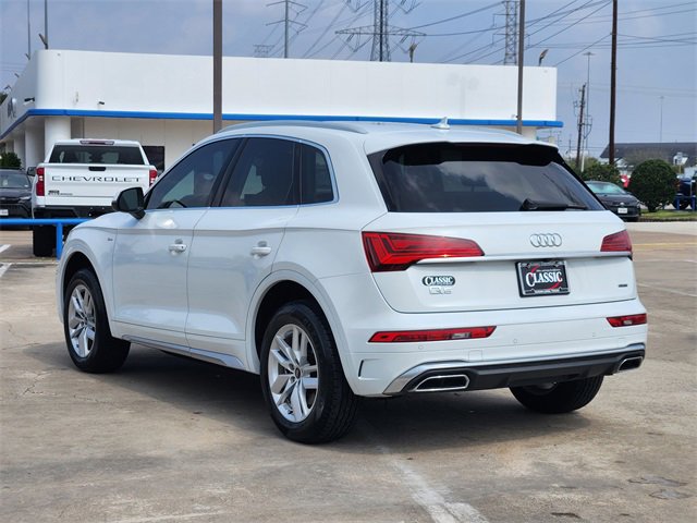 Used 2022 Audi Q5 2.0T Premium w/ Convenience Package image 5