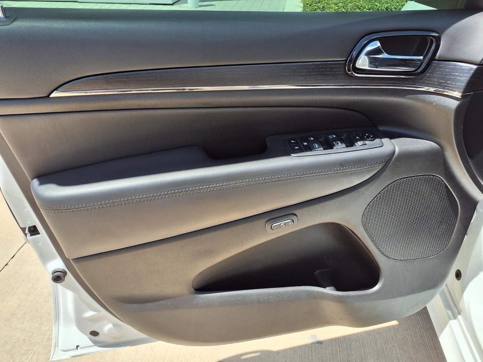Used 2020 Jeep Grand Cherokee High Altitude RWD image 15