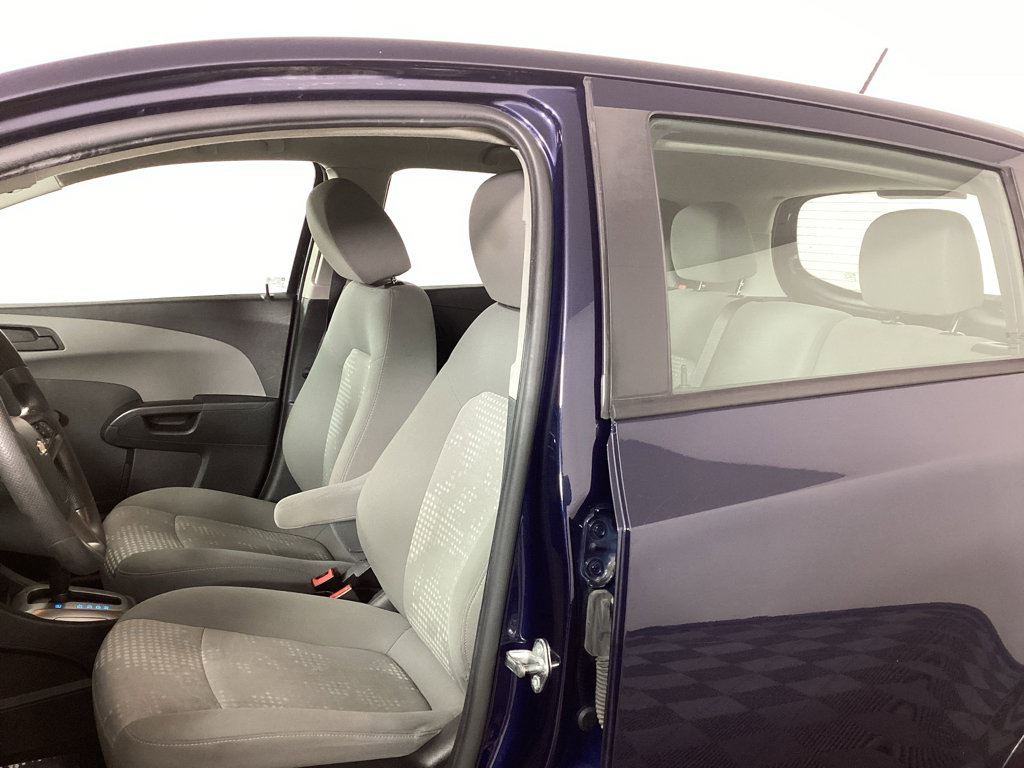Used 2016 Chevrolet Sonic LS image 14