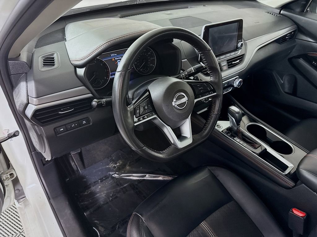 Certified 2023 Nissan Altima 2.5 SR FWD image 17