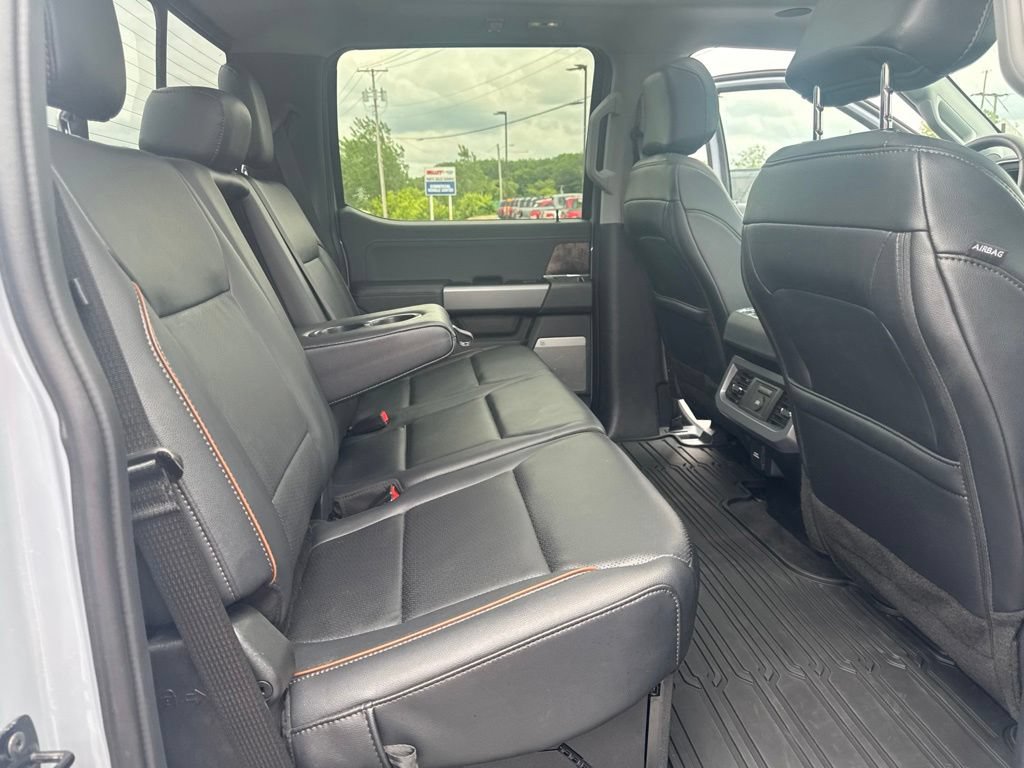 Used 2025 Ford F350 Lariat w/ Lariat Ultimate Package AWD/4WD image 40