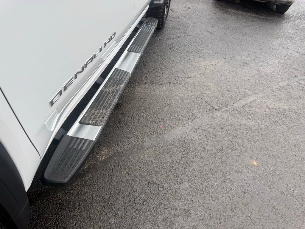 Used 2025 GMC Sierra 2500 Denali w/ Denali Reserve Package image 8