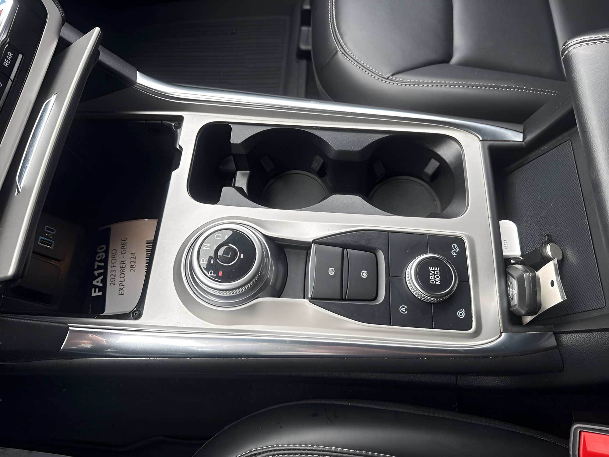 Certified 2023 Ford Explorer XLT w/ Equipment Group 202A image 40