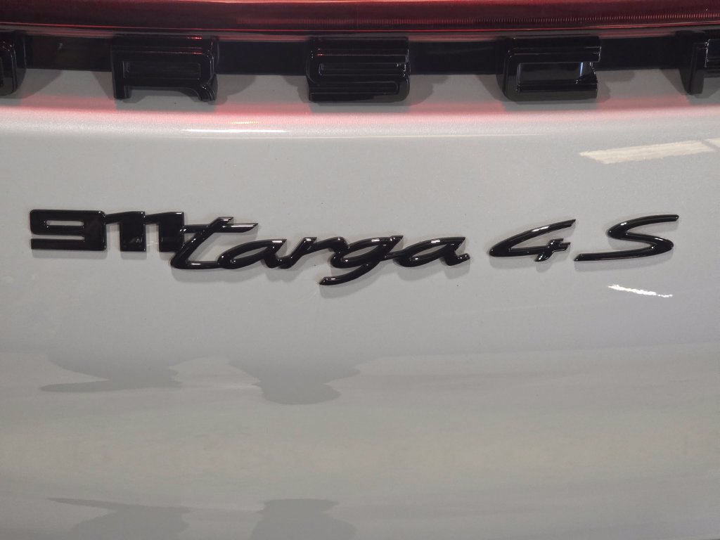 Certified 2024 Porsche 911 Targa 4S AWD/4WD image 11