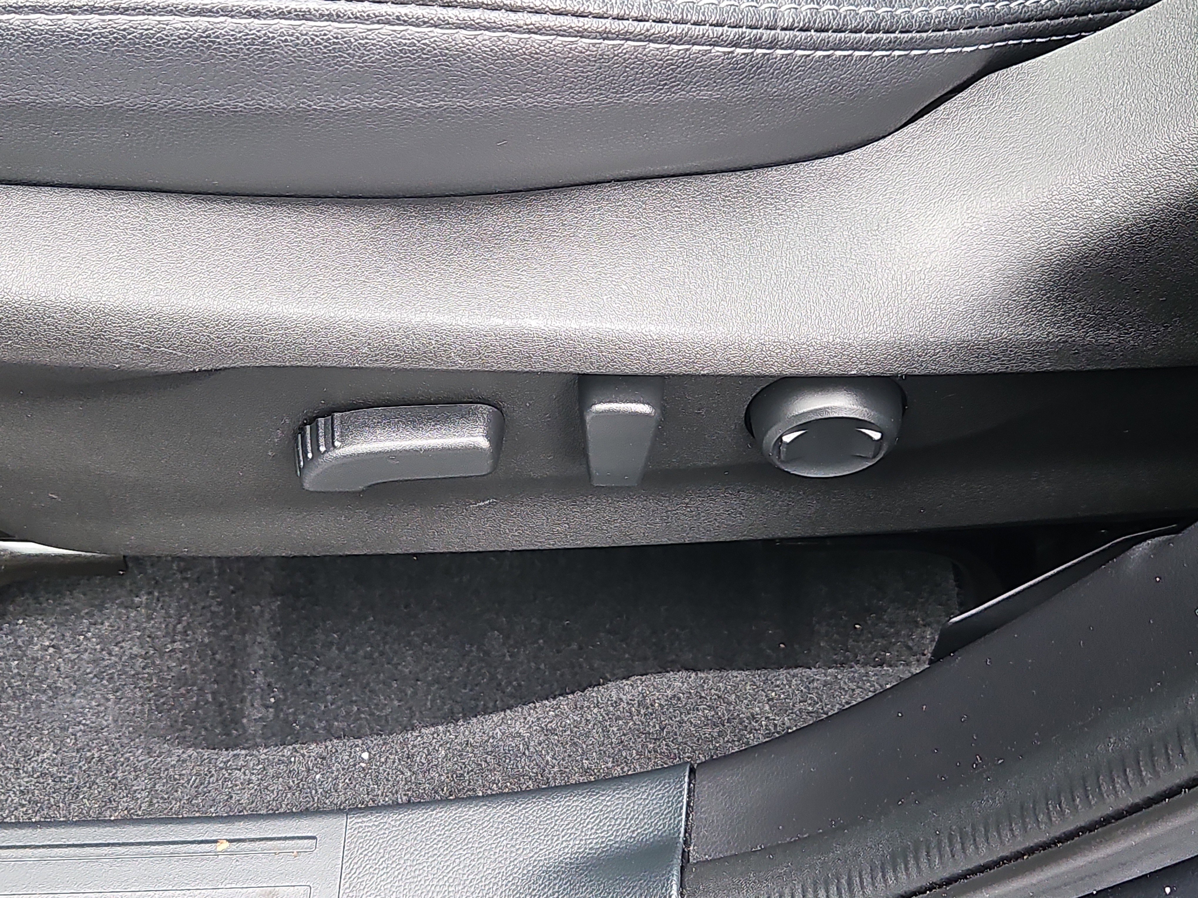 Certified 2023 Subaru Forester Limited image 14
