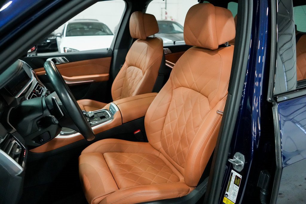 Used 2023 BMW X5 M50i w/ Executive Package image 10