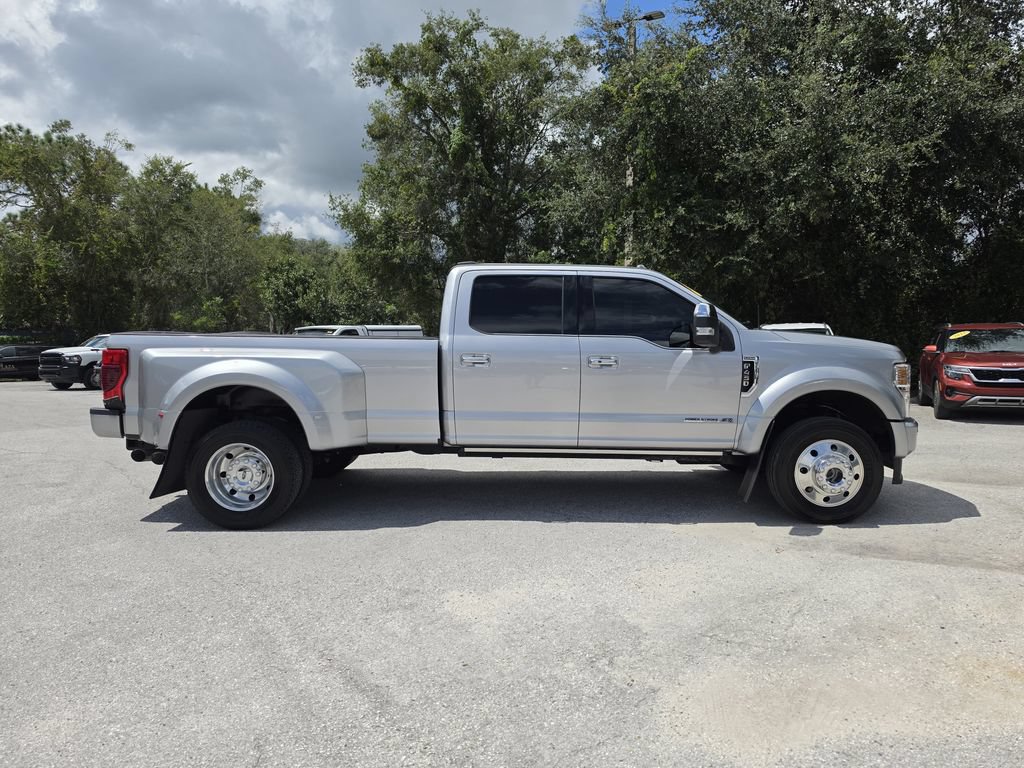 Used 2022 Ford F450 Platinum w/ FX4 Off-Road Package AWD/4WD image 3