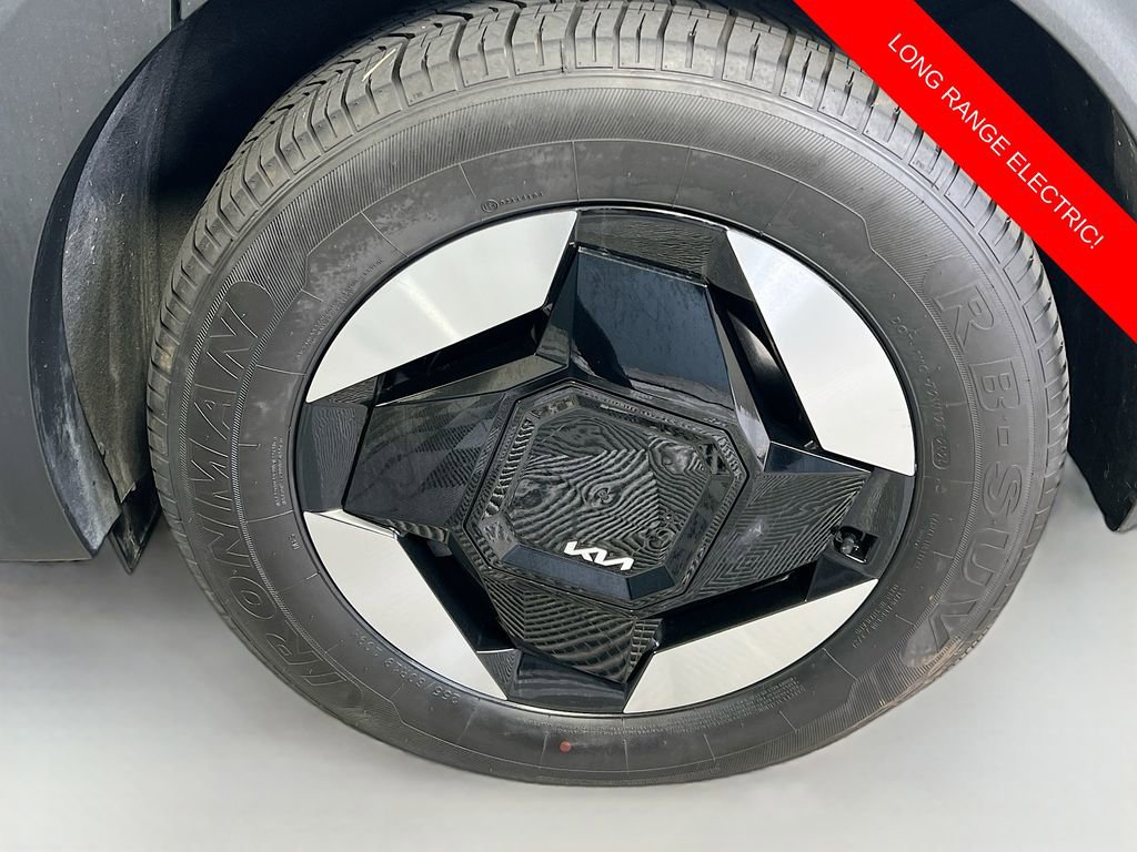 Used 2024 Kia EV9 Light Long Range RWD image 33