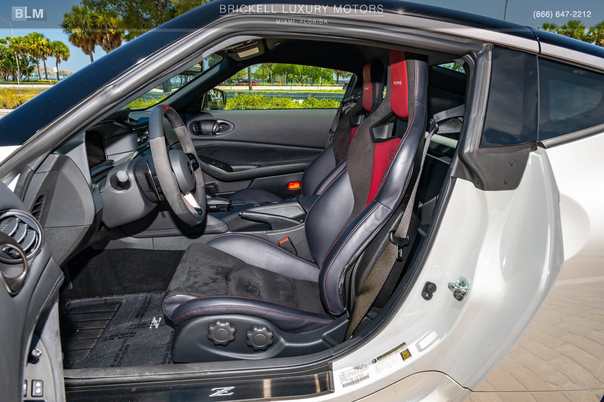 Used 2025 Nissan Z NISMO w/ Floor Mat Package RWD image 7