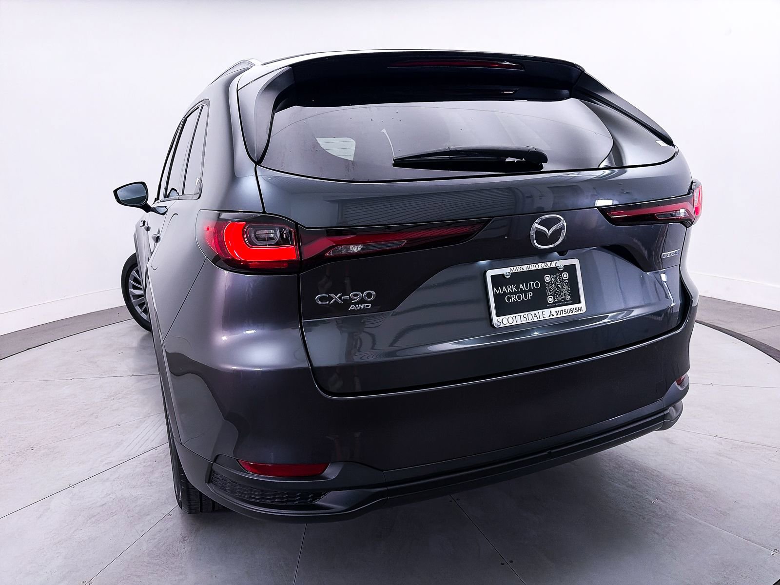 Used 2024 MAZDA CX-90 Plug-In Hybrid w/ Preferred AWD/4WD image 8
