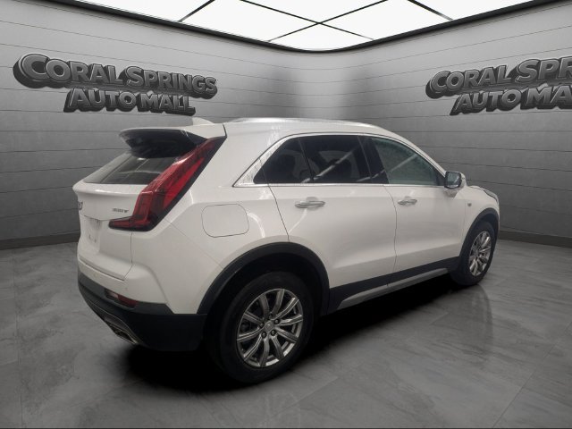 Used 2023 Cadillac XT4 Premium Luxury FWD image 7