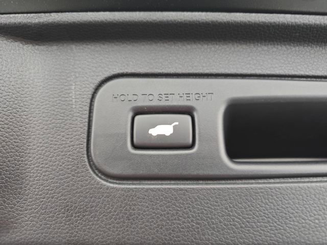 Used 2023 Honda Pilot Touring image 41