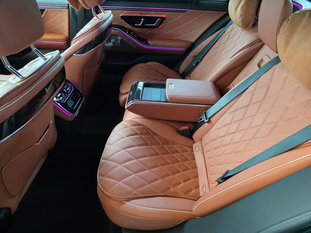 New 2027 Mercedes-Benz S 580 4MATIC Sedan image 12