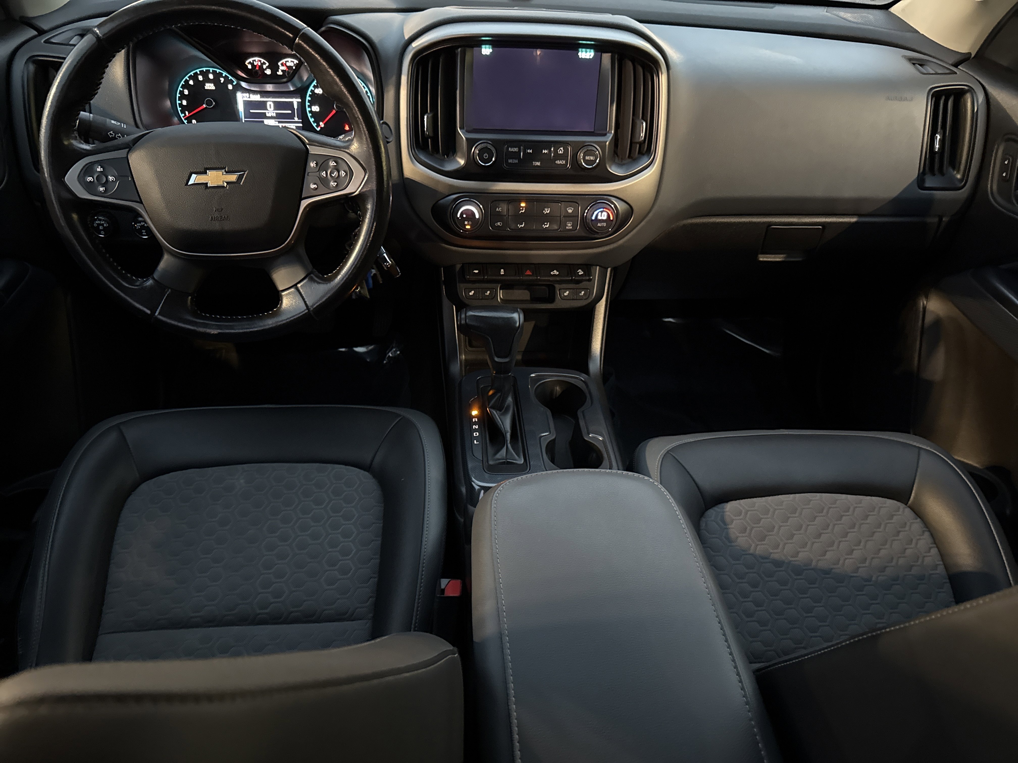 Used 2017 Chevrolet Colorado Z71 image 16