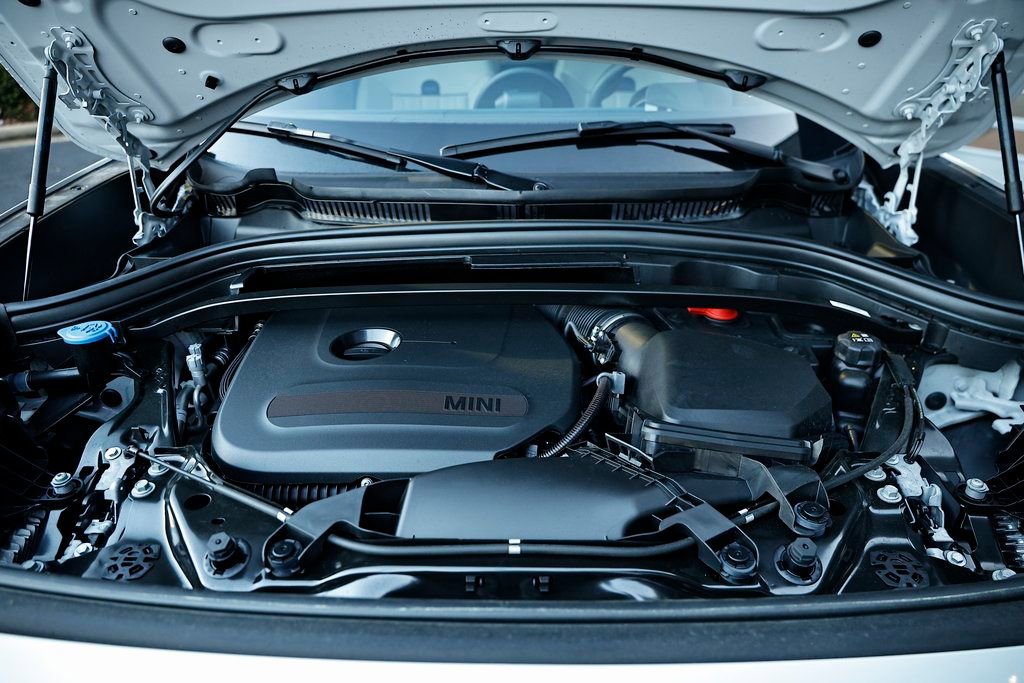 Used 2025 MINI Cooper Countryman S w/ Comfort Package Max image 31