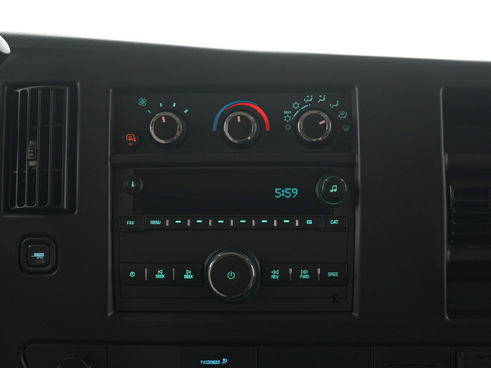 Used 2025 Chevrolet Express 3500 LT w/ LT Preferred Equipment Group RWD image 15