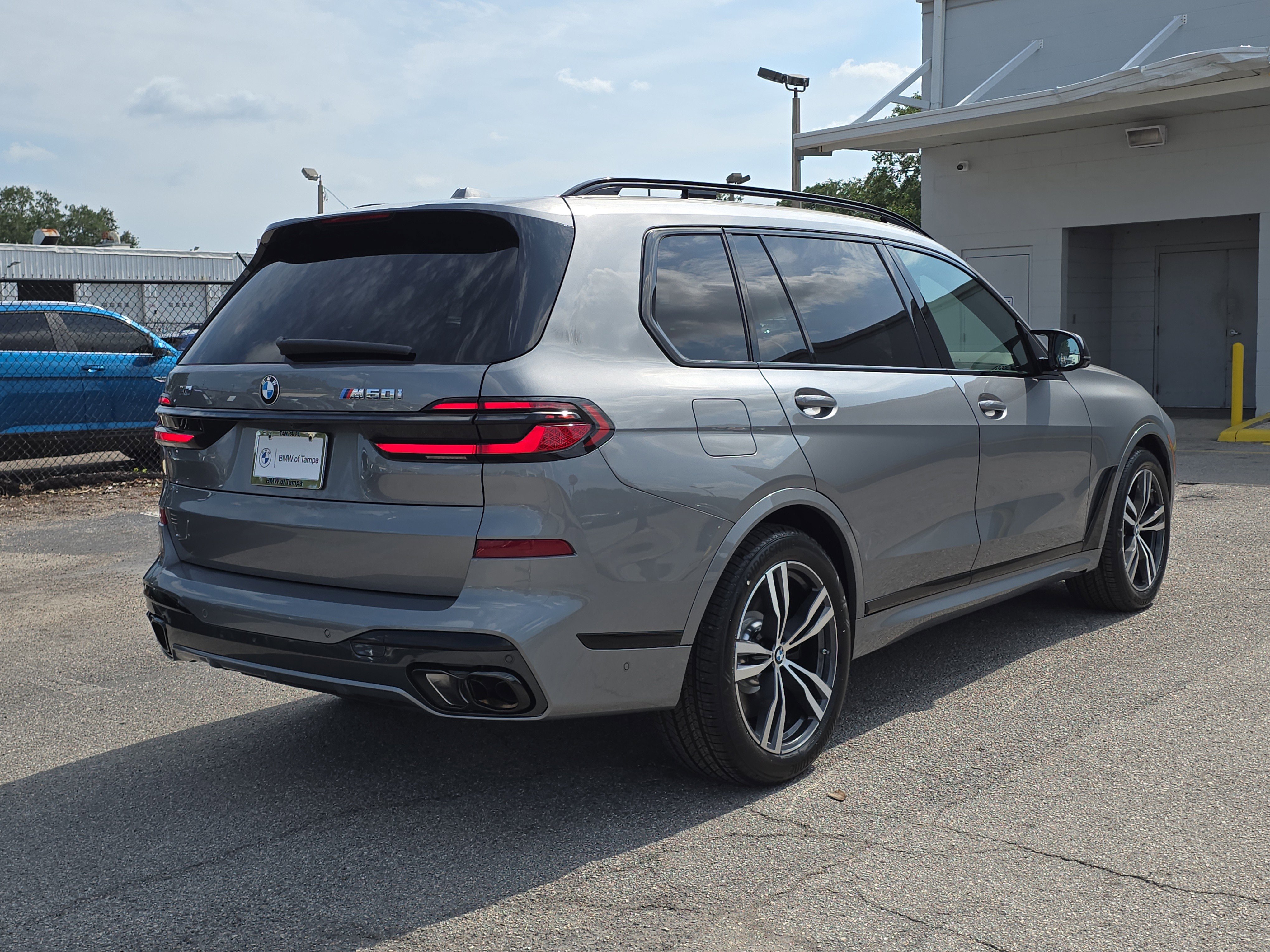 New 2026 BMW X7 M60i image 5