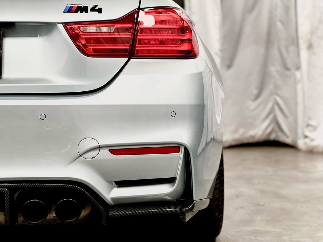 Used 2017 BMW M4 Coupe w/ Executive Package image 15