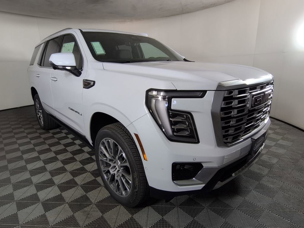 New 2026 GMC Yukon Denali w/ Denali Reserve Package AWD/4WD image 3