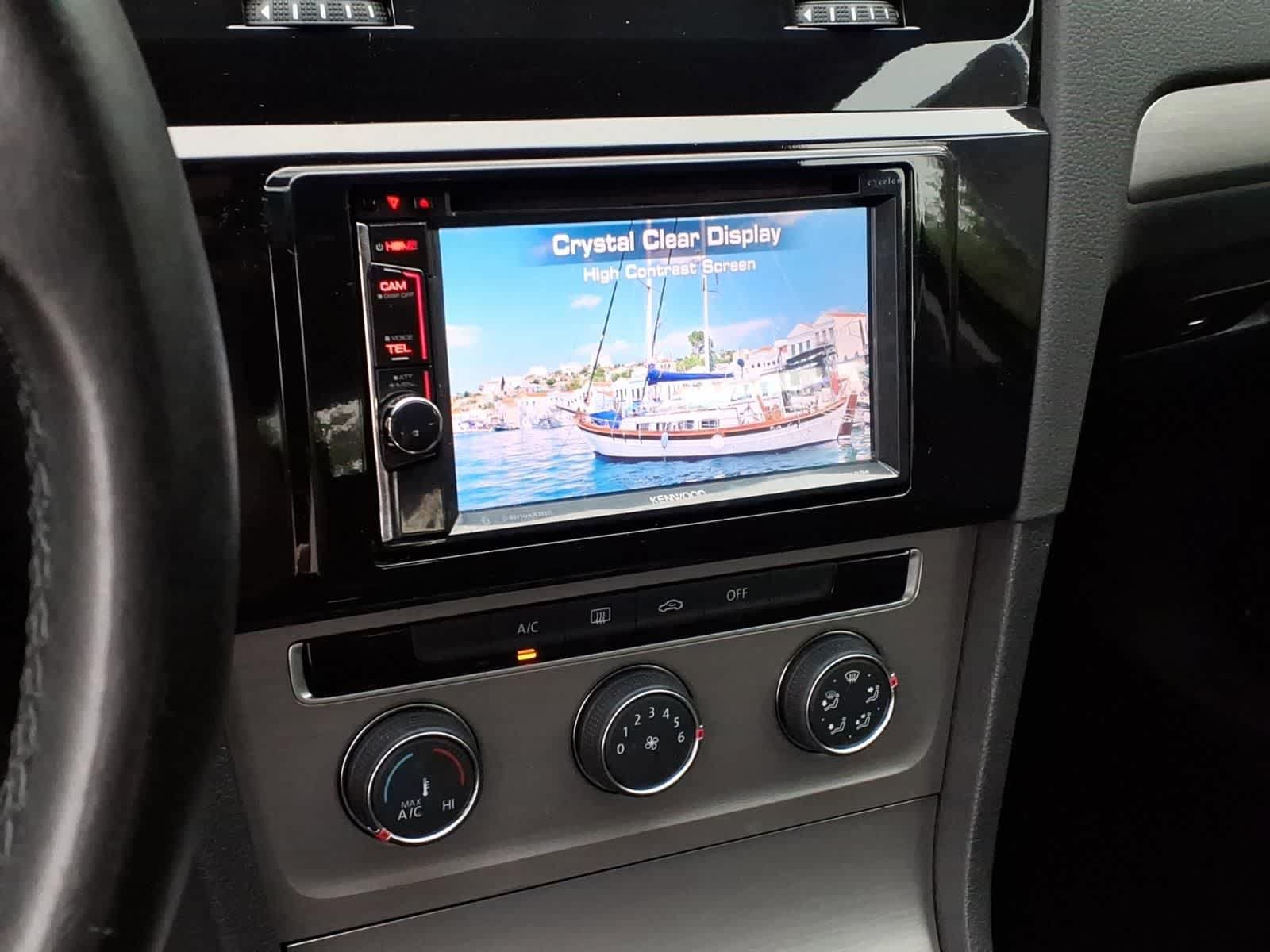 Used 2015 Volkswagen Golf S FWD image 22