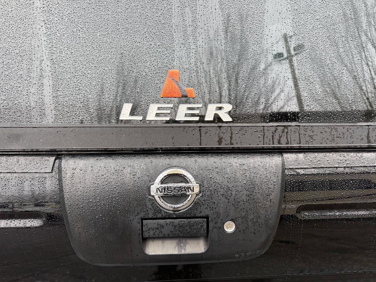 Used 2001 Nissan Frontier XE image 8