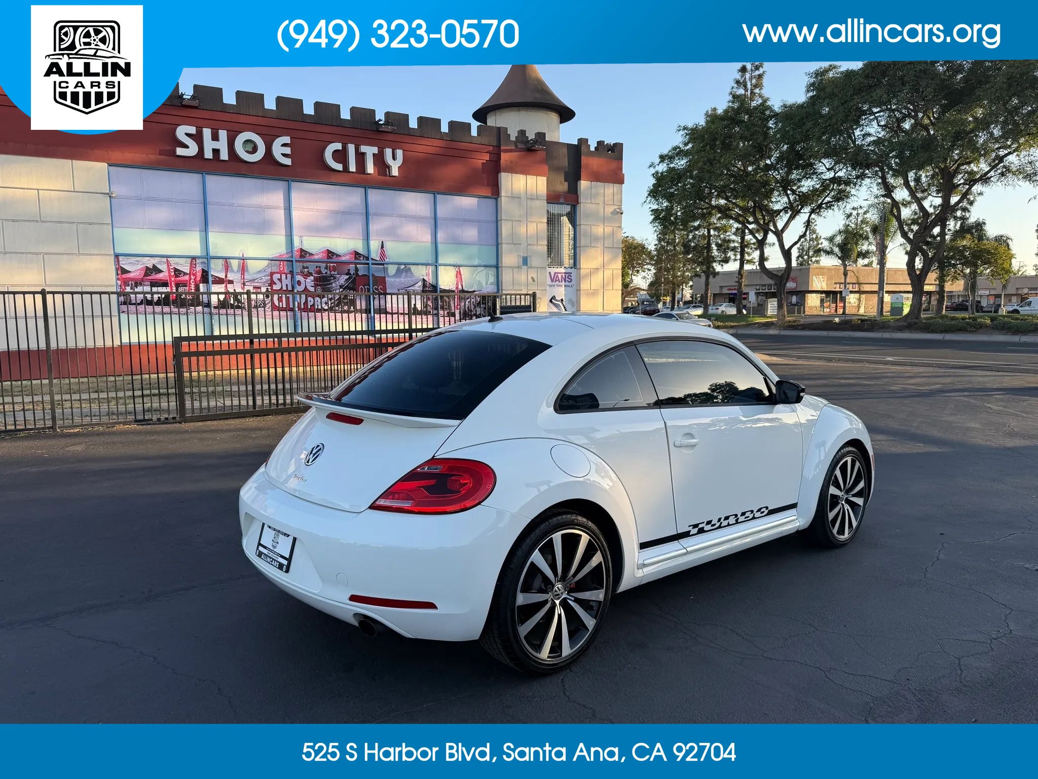 Used 2012 Volkswagen Beetle Turbo FWD image 5