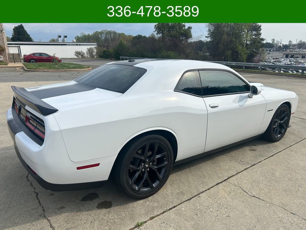 Used 2022 Dodge Challenger R/T w/ Blacktop Package image 5