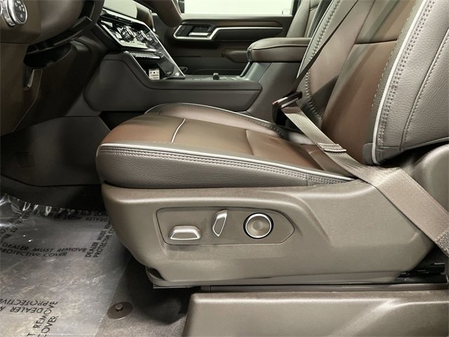New 2026 GMC Sierra 3500 Denali w/ Denali Reserve Package image 22