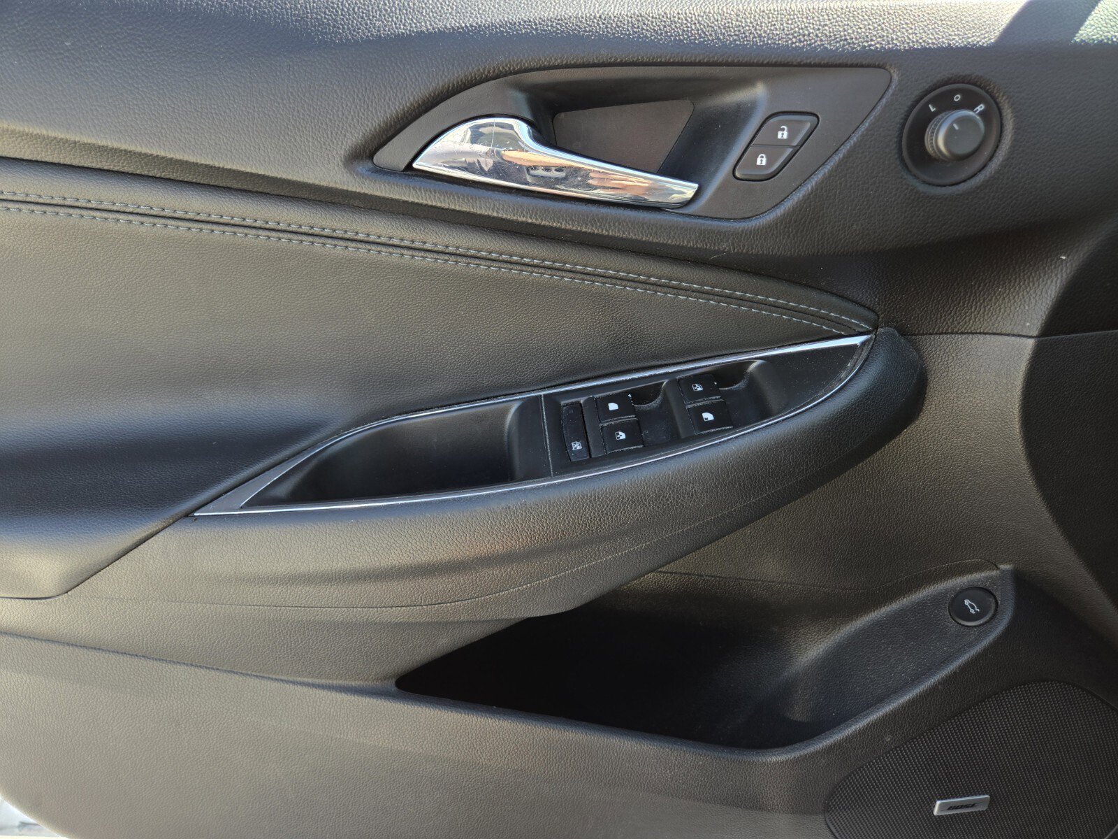 Used 2016 Chevrolet Cruze Premier FWD image 15
