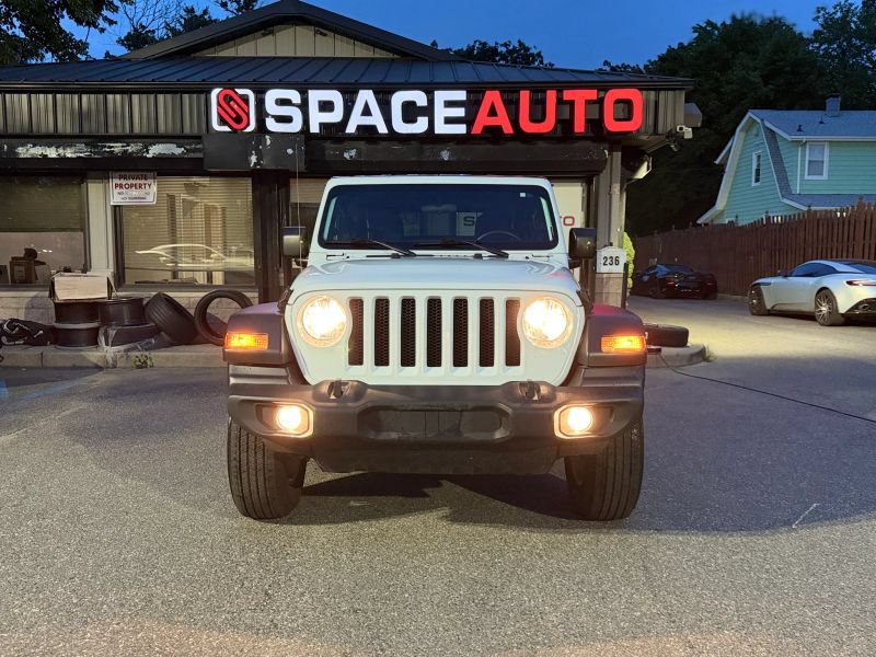 Used 2021 Jeep Wrangler Sport AWD/4WD image 2