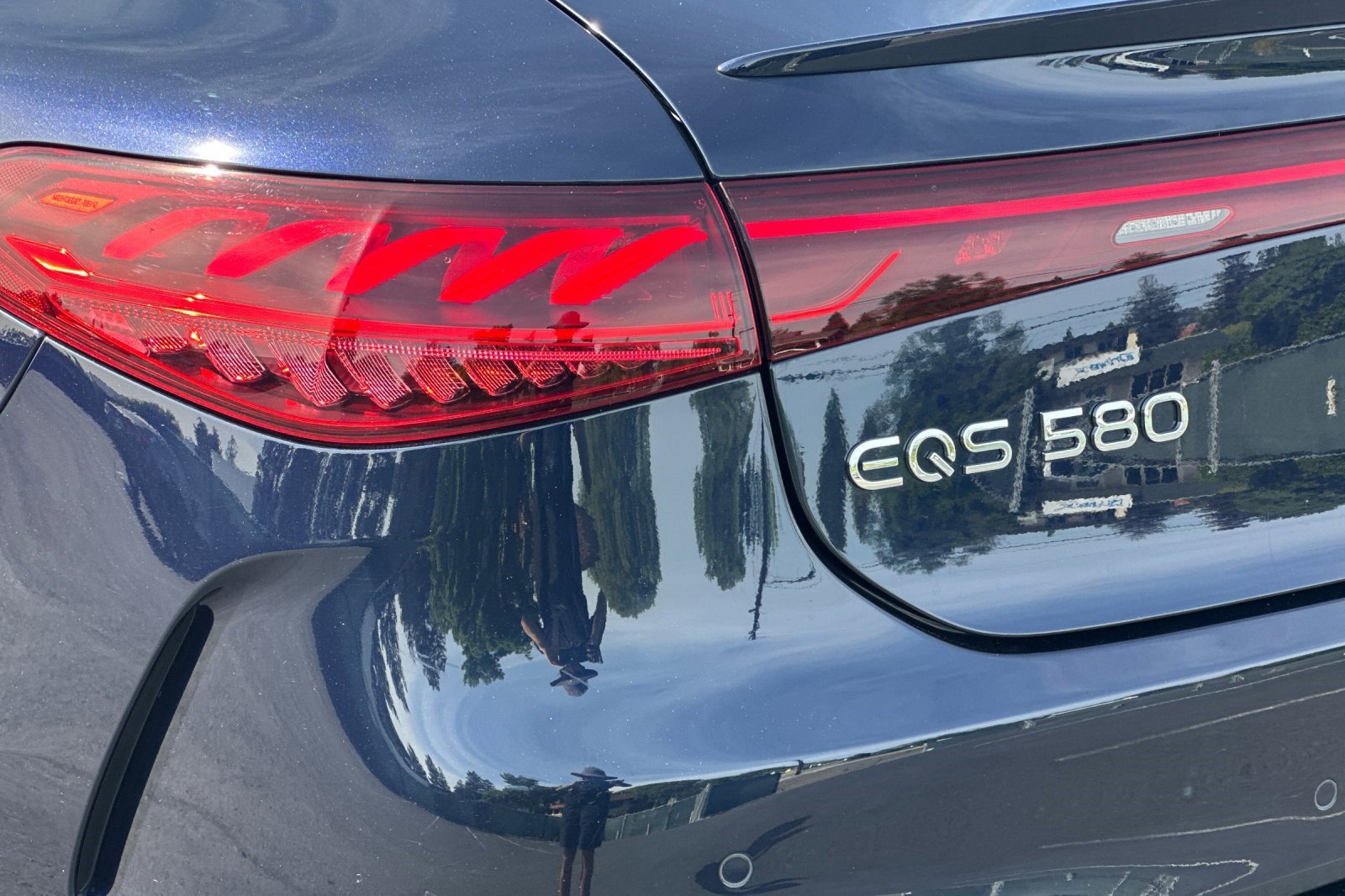 Used 2023 Mercedes-Benz EQS 580 4MATIC Sedan image 12