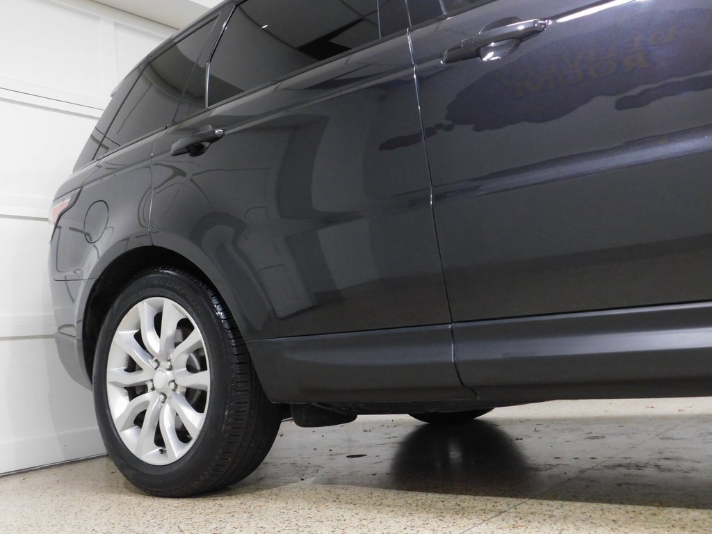 Used 2014 Land Rover Range Rover Sport HSE image 8