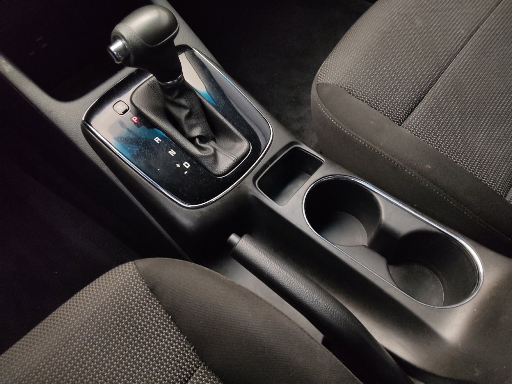 Used 2017 Kia Forte LX image 26