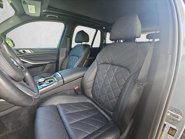 Used 2024 BMW X5 xDrive40i w/ Executive Package AWD/4WD image 15