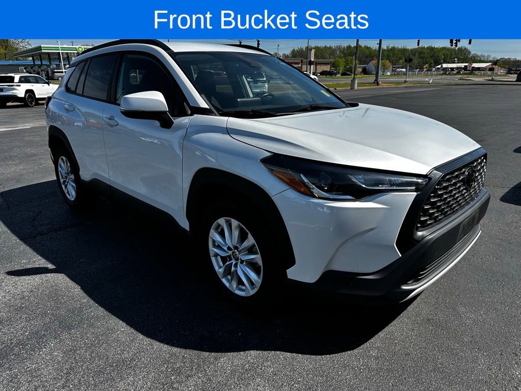 Used 2022 Toyota Corolla Cross LE FWD image 11