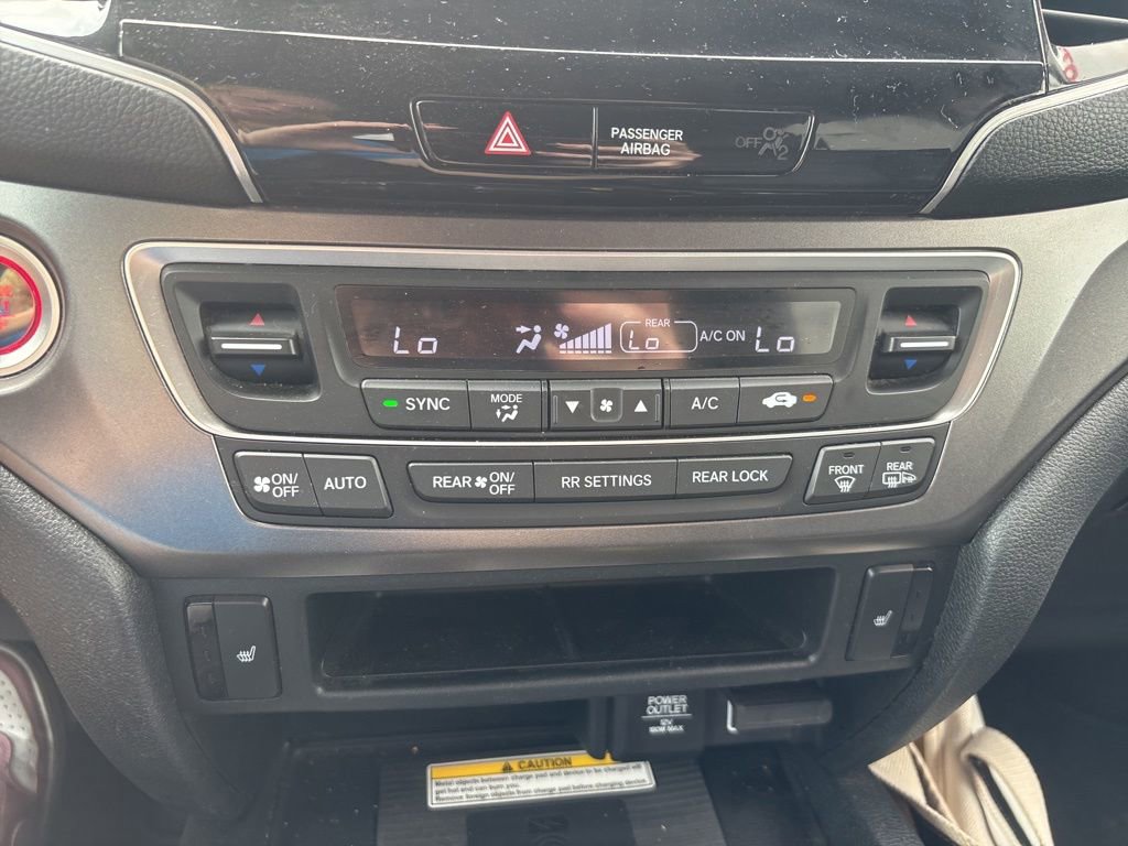 Used 2022 Honda Pilot Special Edition image 13